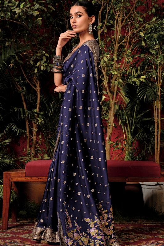 Graceful Dola Silk Saree with Intricate Zari Weaving Design