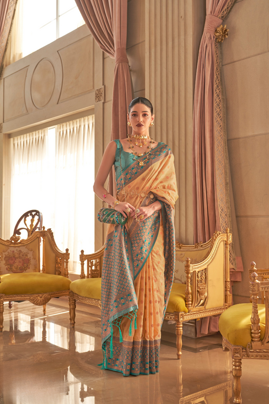 Ethnic Motifs Woven Design Zari Silk Blend Banarasi Saree