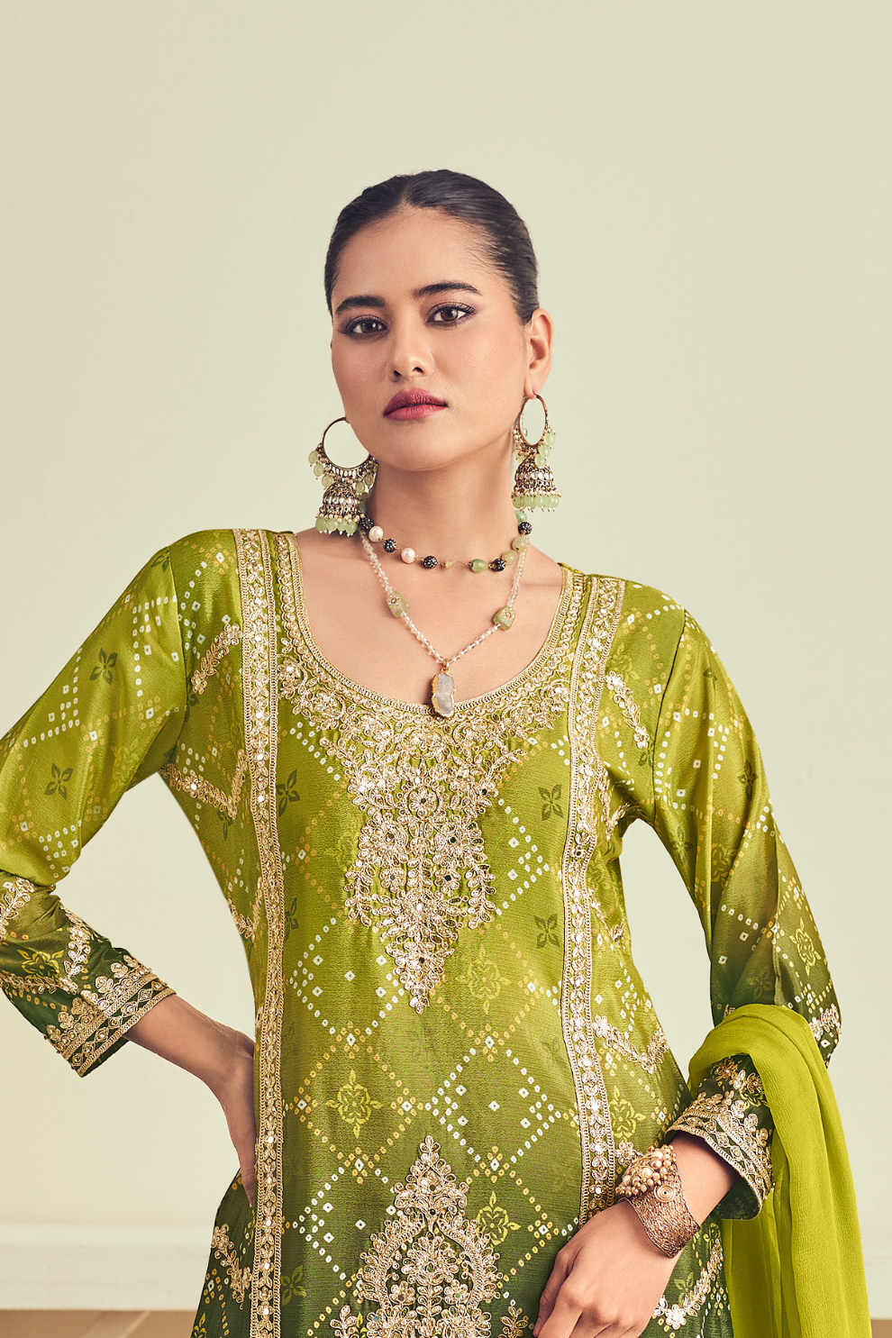 Lehenga Choli de seda de diseñador en color azul turquesa, lista para usar, con brillo y detalles de espejo