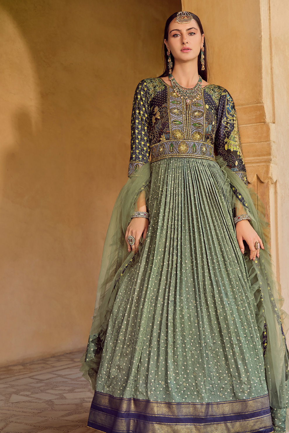 Lehenga Choli de seda de diseñador en color azul turquesa, lista para usar, con brillo y detalles de espejo