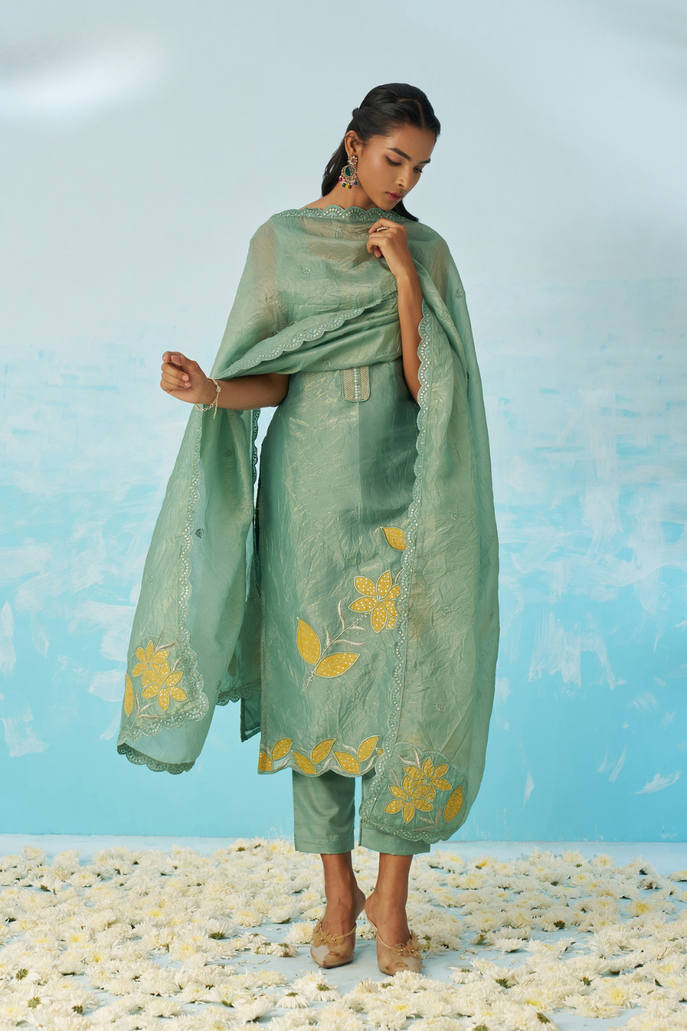Lehenga Choli de seda de diseñador en color azul turquesa, lista para usar, con brillo y detalles de espejo