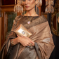 Traditional Handloom Saree with Elegant Weaving Patterns