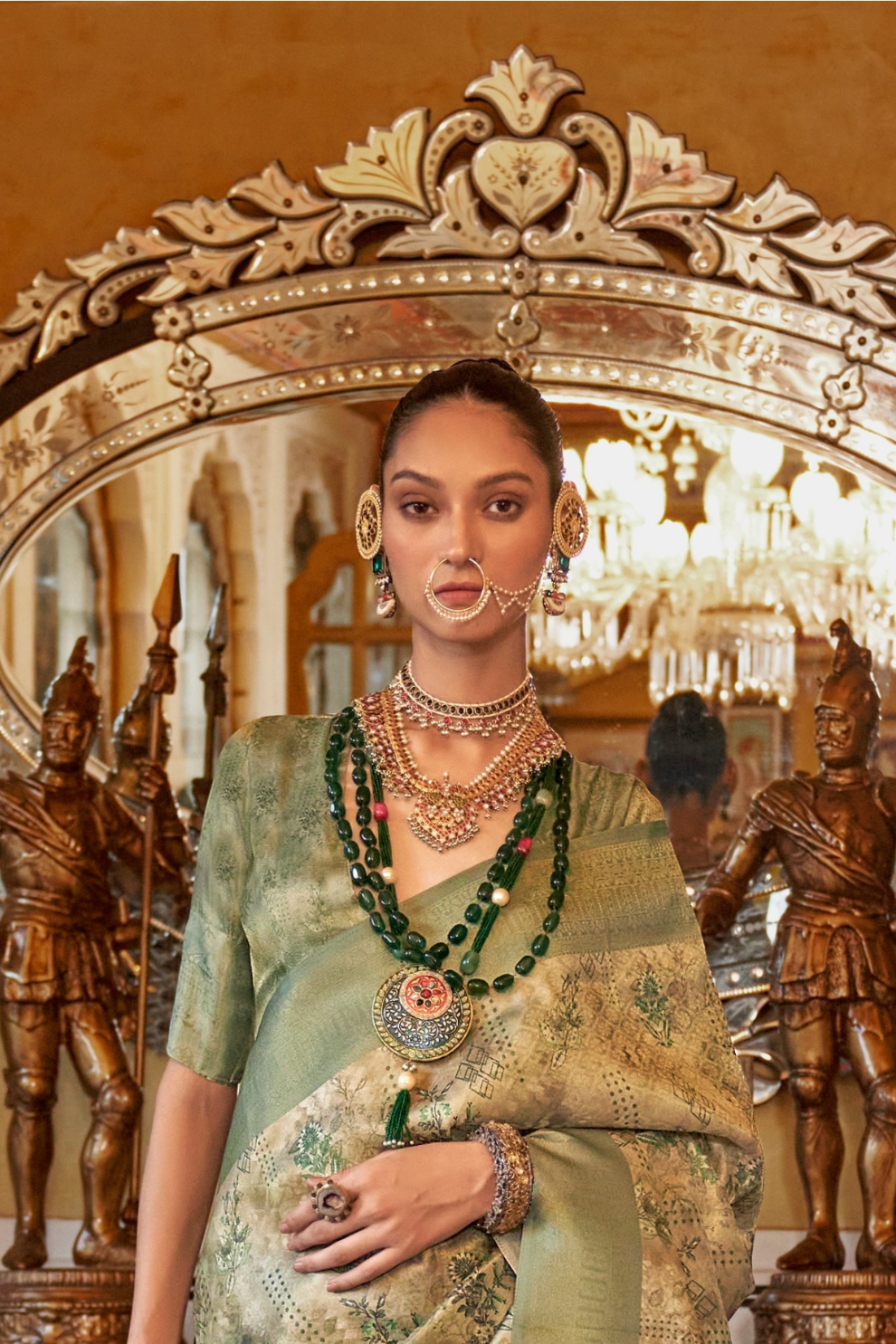 Traditional Woven Silk Blend Saree in Kanjivaram Design