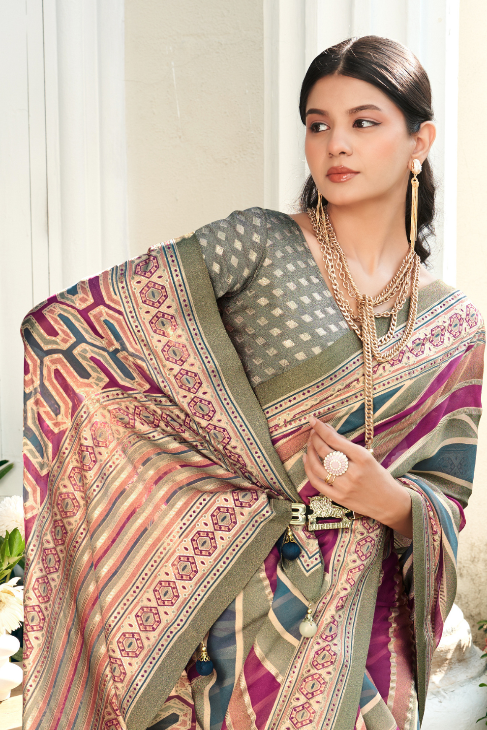 Pure Viscose Georgette Saree with Burnout Fancy Design