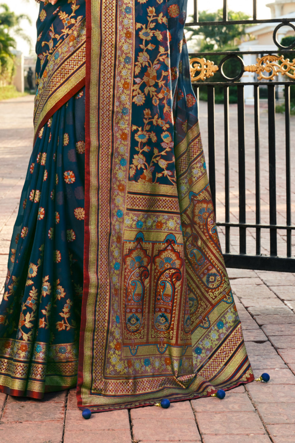 Luxury Polyester Viscose Georgette Saree with Burnout Traditional Design