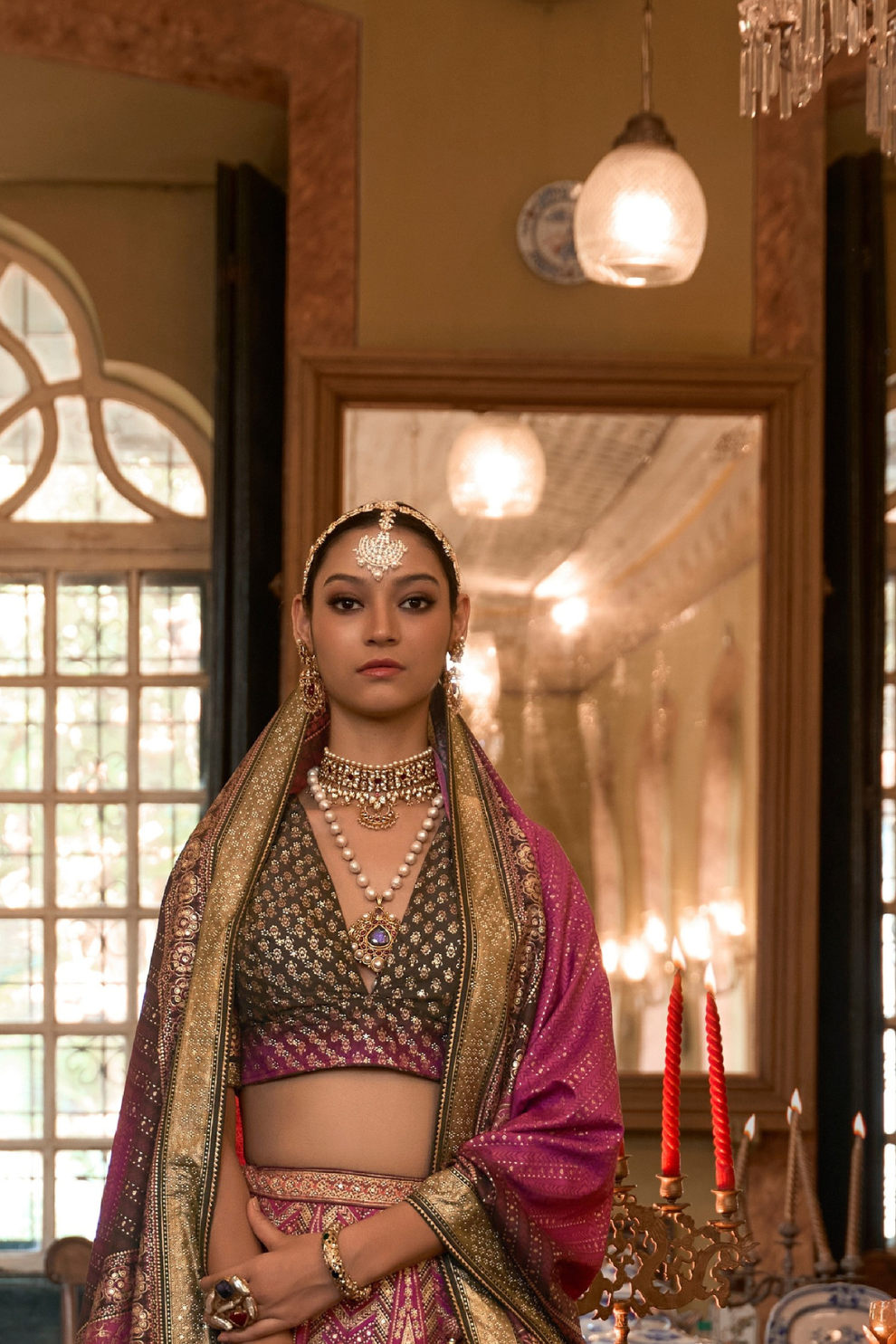 Lehenga Choli de seda de diseñador en color azul turquesa, lista para usar, con brillo y detalles de espejo