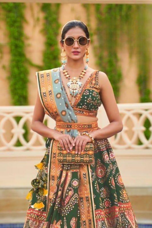 Lehenga Choli de seda de diseñador en color azul turquesa, lista para usar, con brillo y detalles de espejo