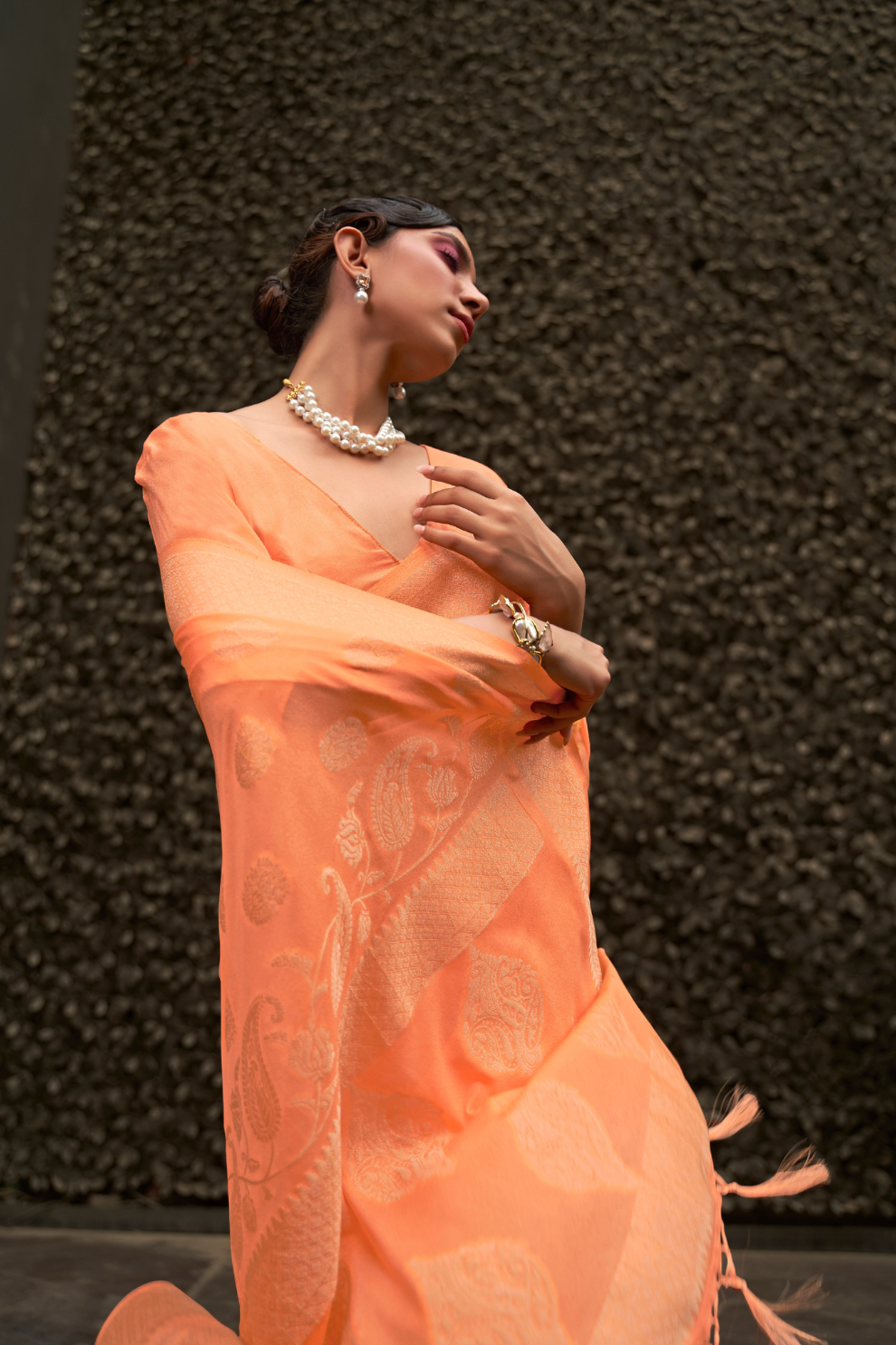 Designer Two-Tone Weaving Saree in Nylon Chinon