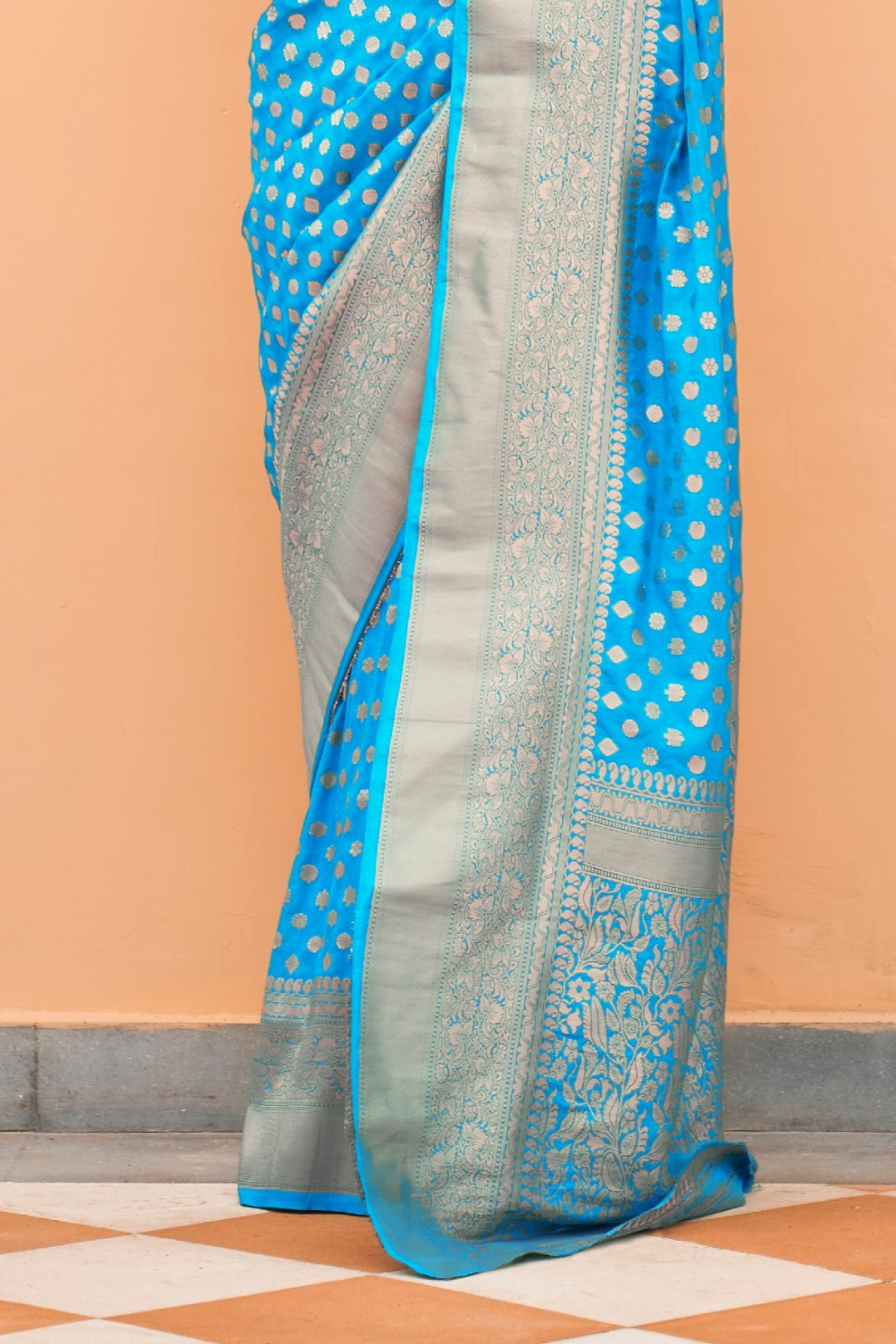 Handloom Crafted Saree in Nylon Silk Georgette for Festive Wear