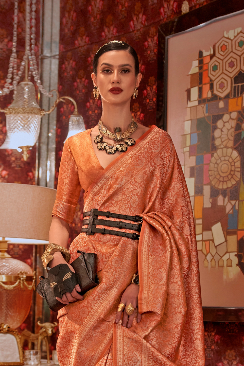 Traditional Kanchipuram Silk Saree with Handloom Weaving Elegance