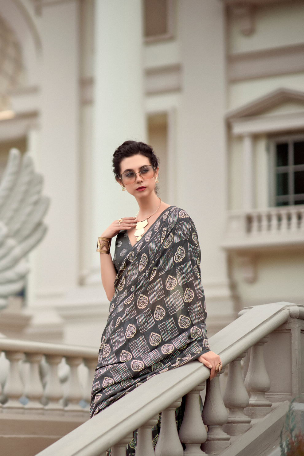Elegant Whispers Pure Mal Mal Cotton Saree in Modern Digital Motifs