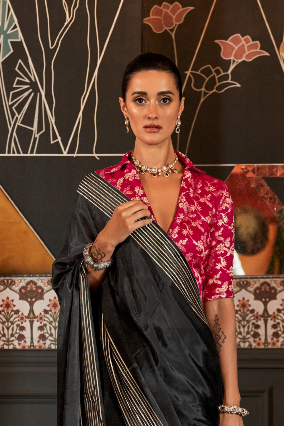 Pure Viscose Handloom Saree with Contrast Heavy Blouse