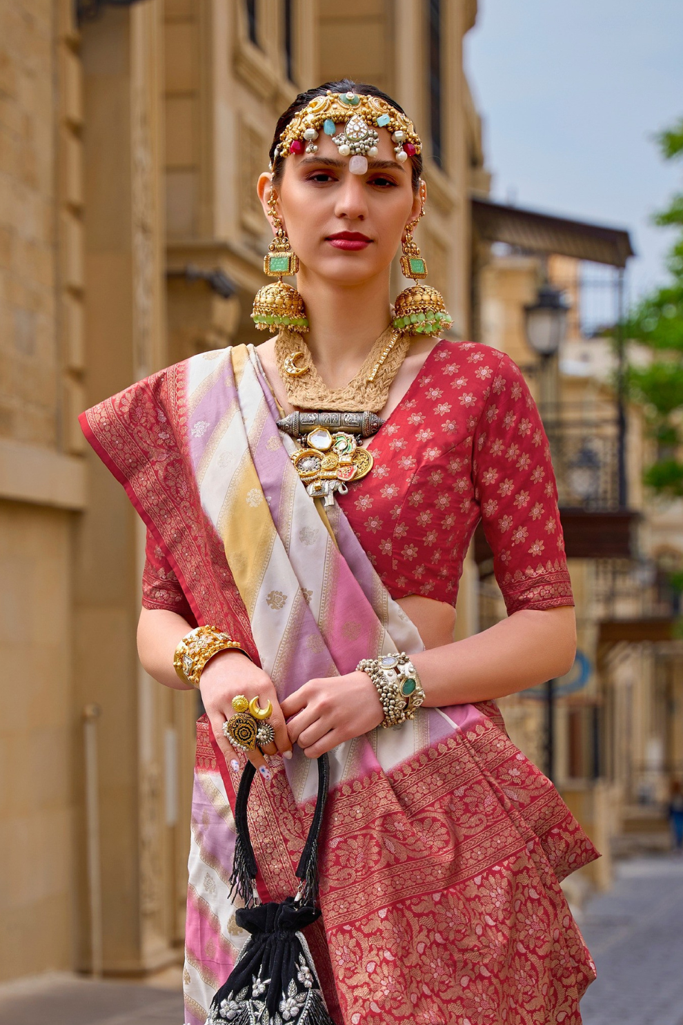 Graceful Aqua Effect Saree in Viscose Polyester Silk Fabric