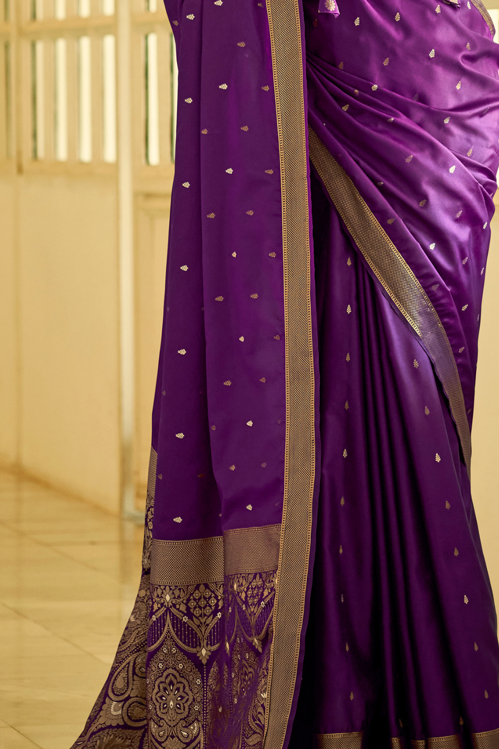 Pure Satin Handwoven Saree with Rich Zari Weaving