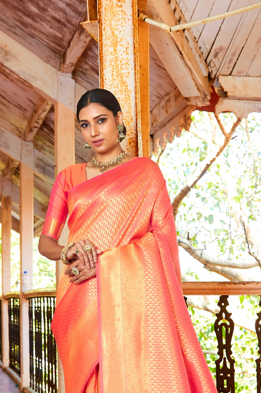 Kanjeevaram Handloom Silk Saree with Rich Traditional Weaving