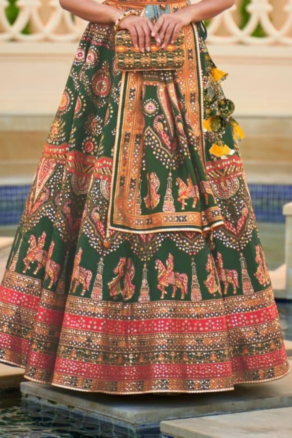 Lehenga Choli de seda de diseñador en color azul turquesa, lista para usar, con brillo y detalles de espejo