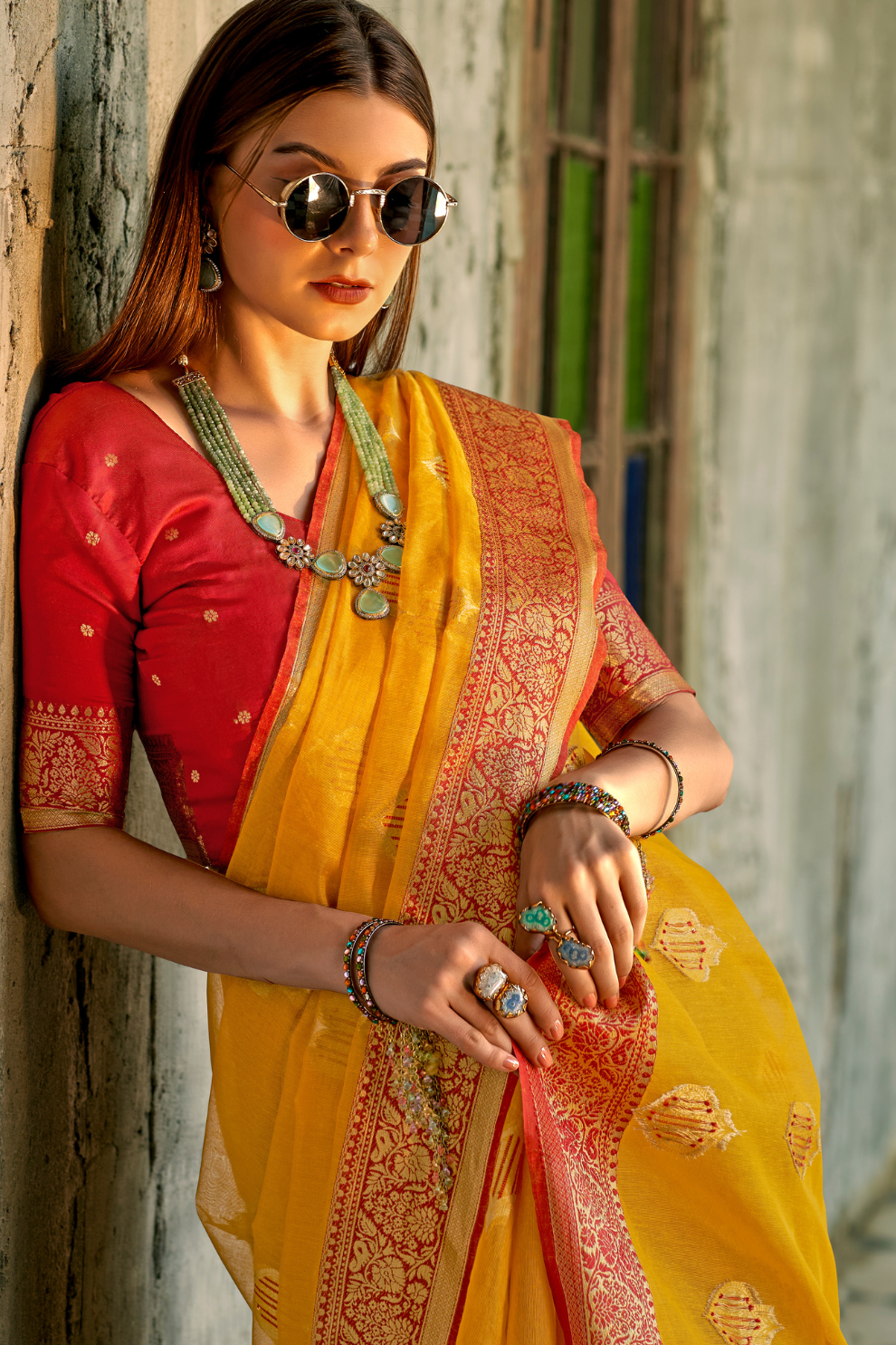 Elegant Soft Tissue Silk Draped in Traditional Zari Work - LaVante Fashion