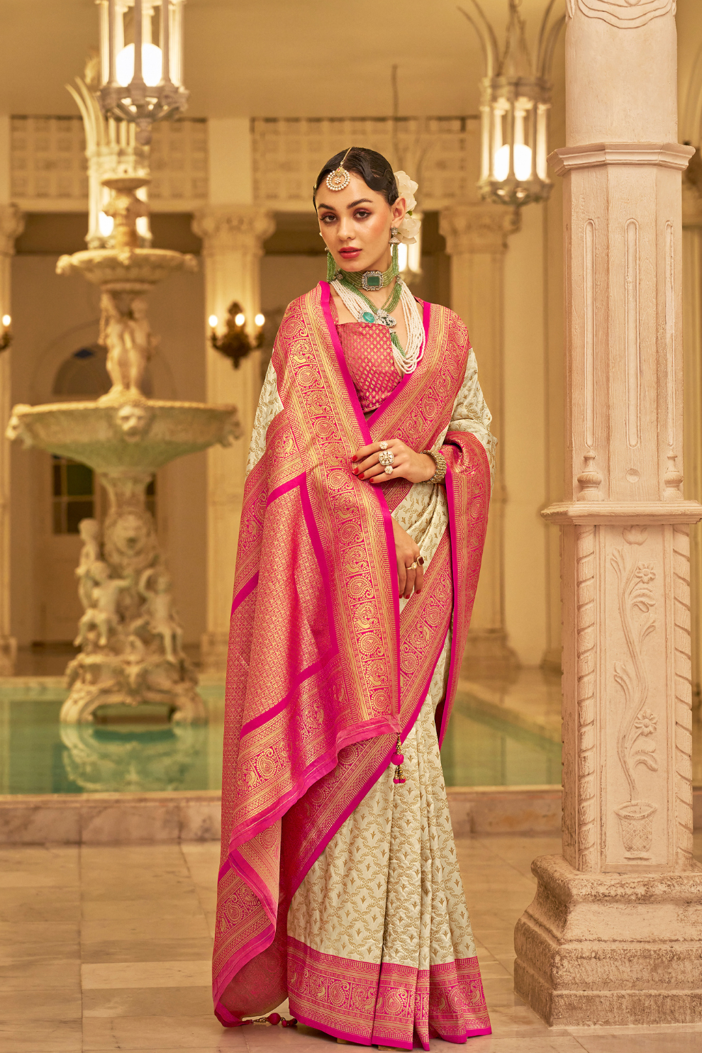 Soft Finish Banarasi Silk Saree with Kanchipuram Weave Design
