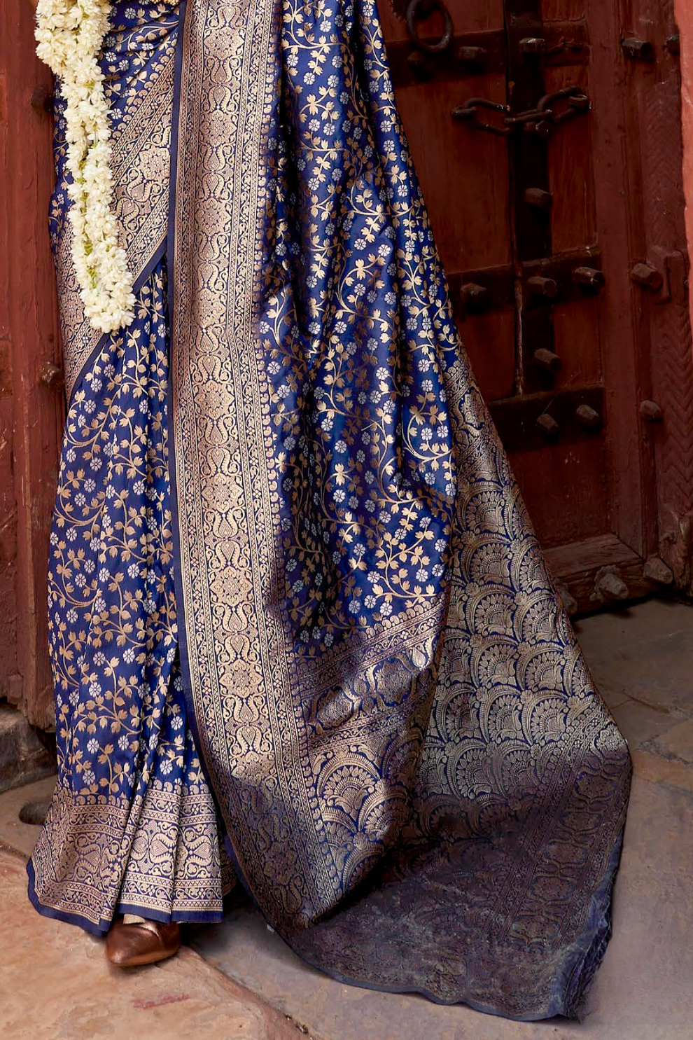 Banarasi P.V. Silk Saree with Exclusive Weaving Jaal Design - LaVante Fashion