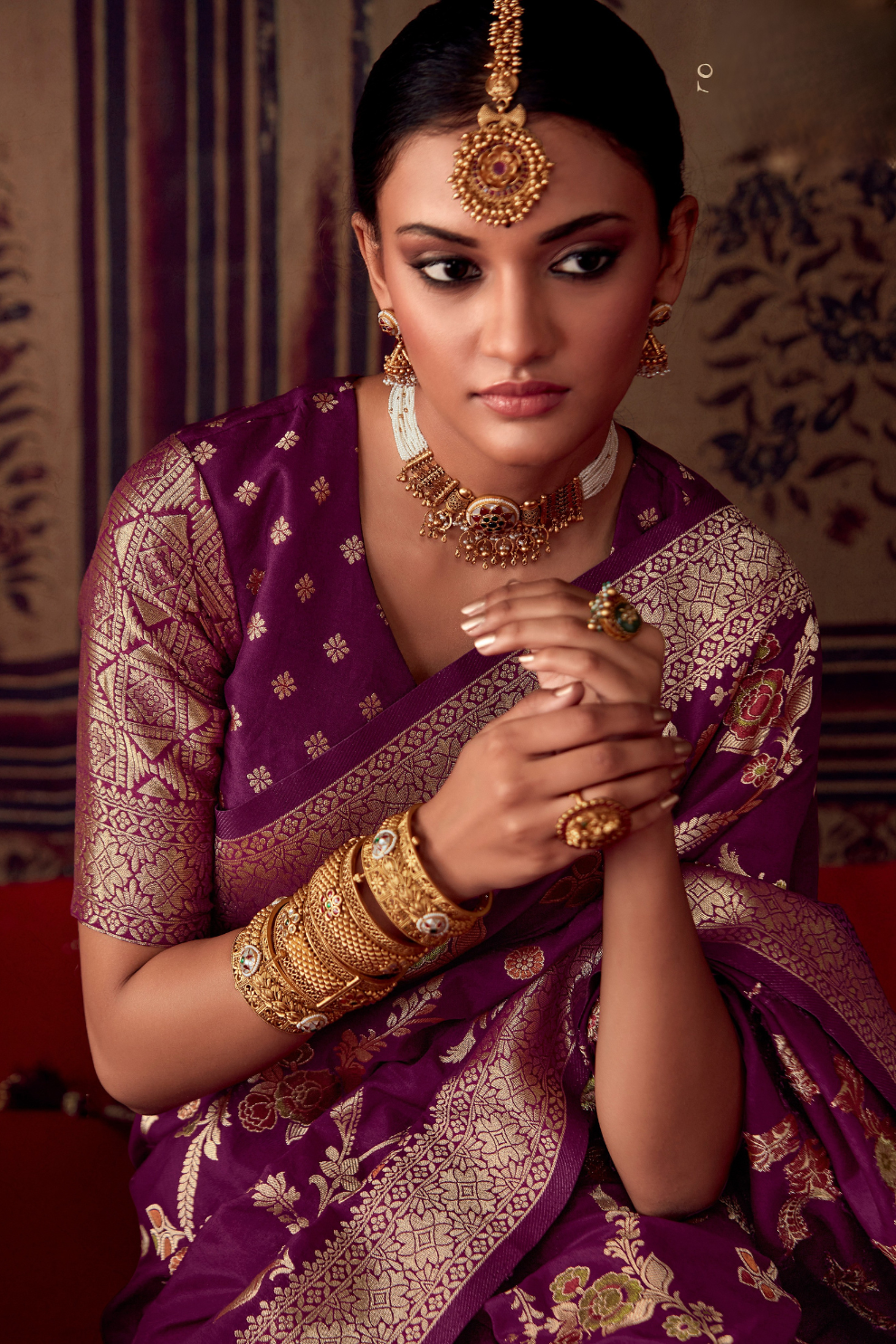 Banarasi Crepe Silk Saree with Zari Weaving Work