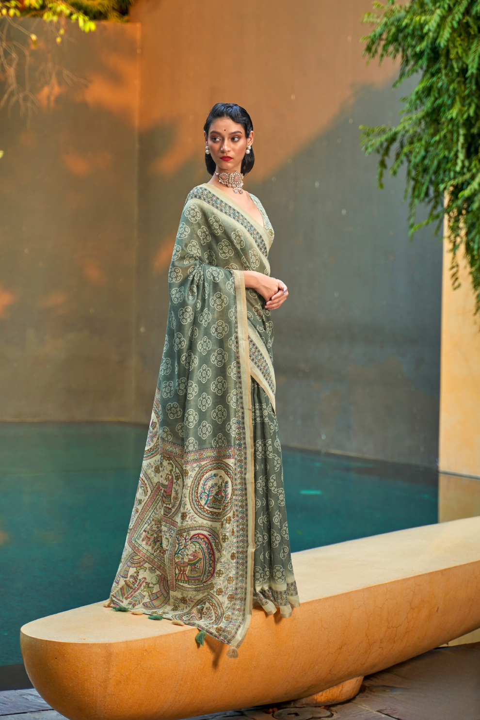 Printed Silk Blend Saree with Artistic Traditional Motifs