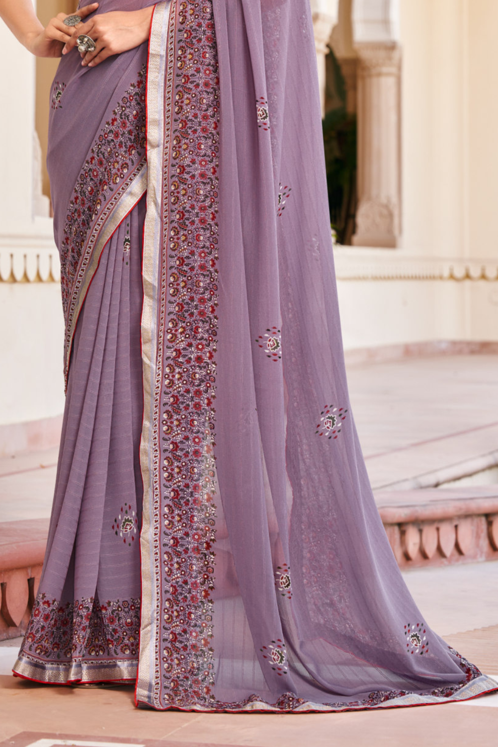 Suhana Silkweave Saree with Elegant Texture