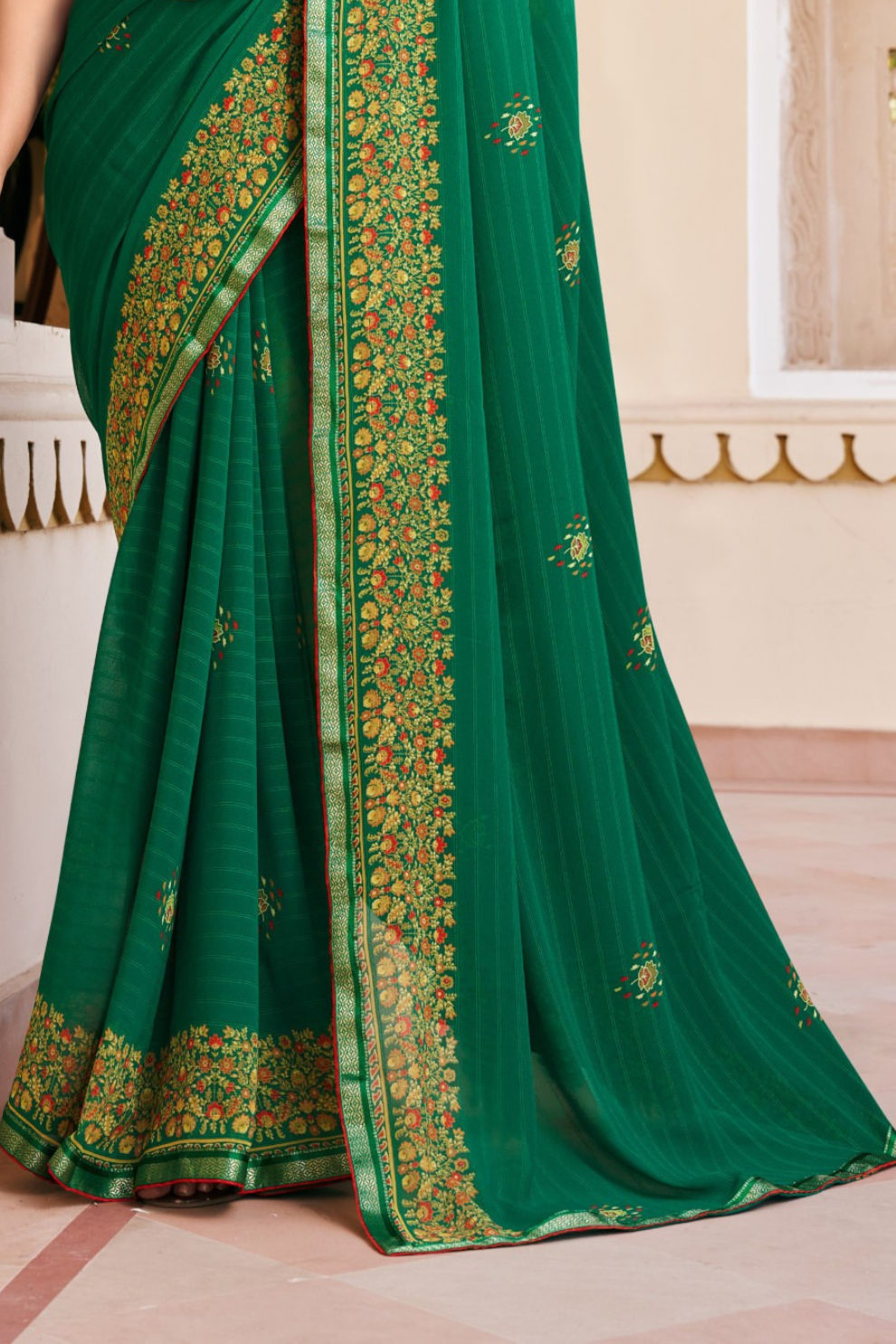 Suhana Silkweave Saree with Elegant Texture