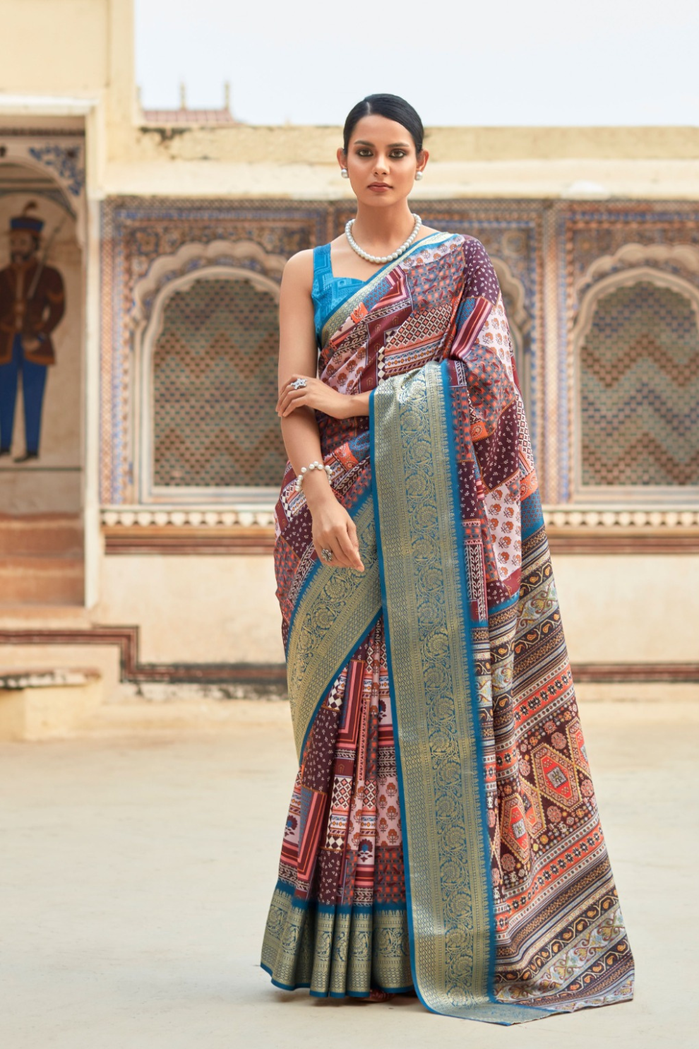 Dola Viscose Saree with Topclass Print