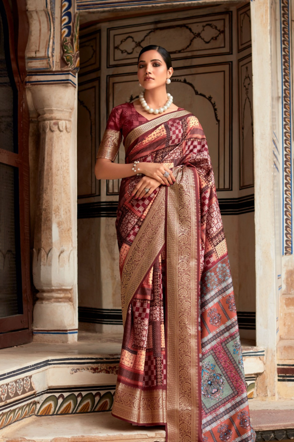 Dola Viscose Saree with Topclass Print