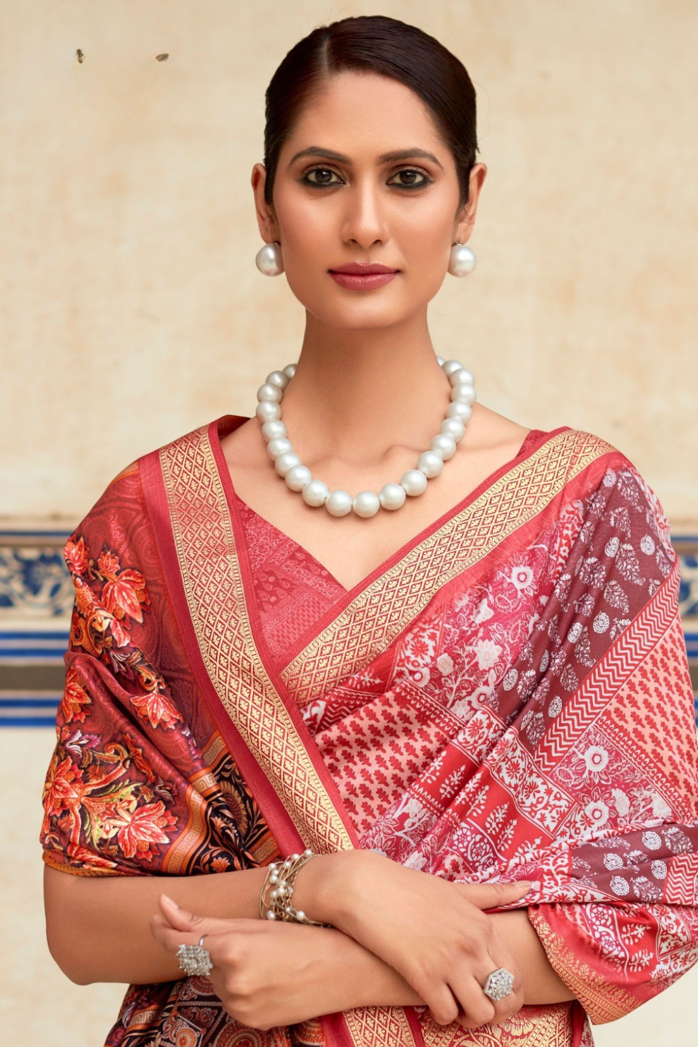 Dola Viscose Saree with Topclass Print