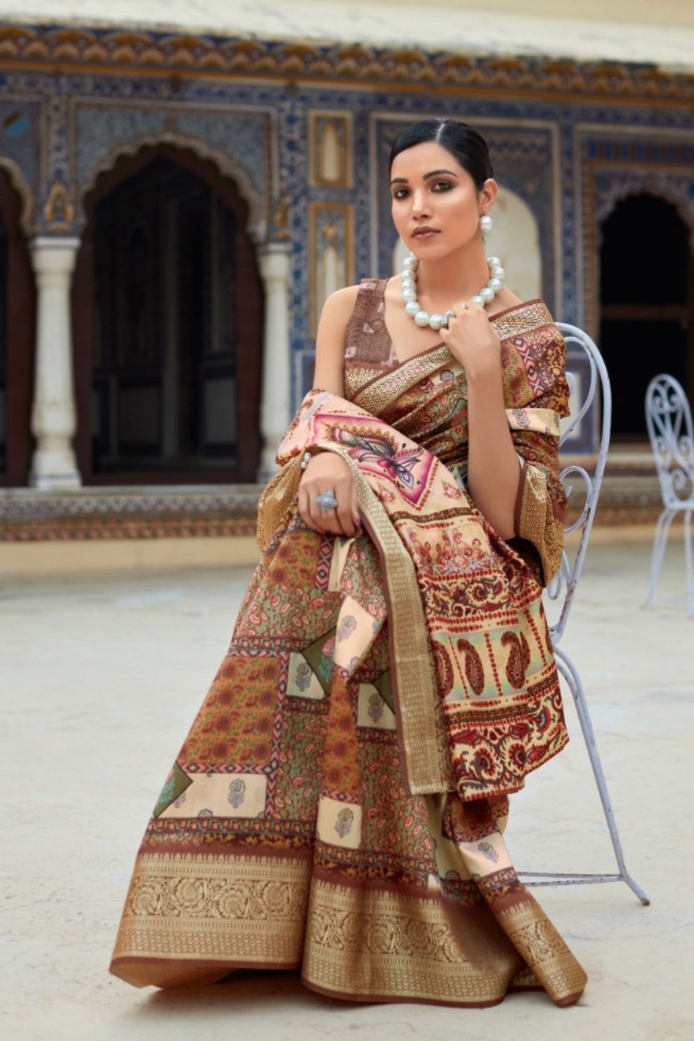 Dola Viscose Saree with Topclass Print