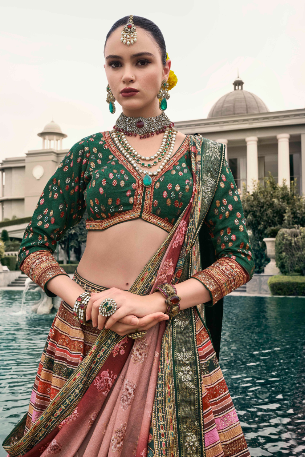 Lehenga Choli de seda de diseñador en color azul turquesa, lista para usar, con brillo y detalles de espejo
