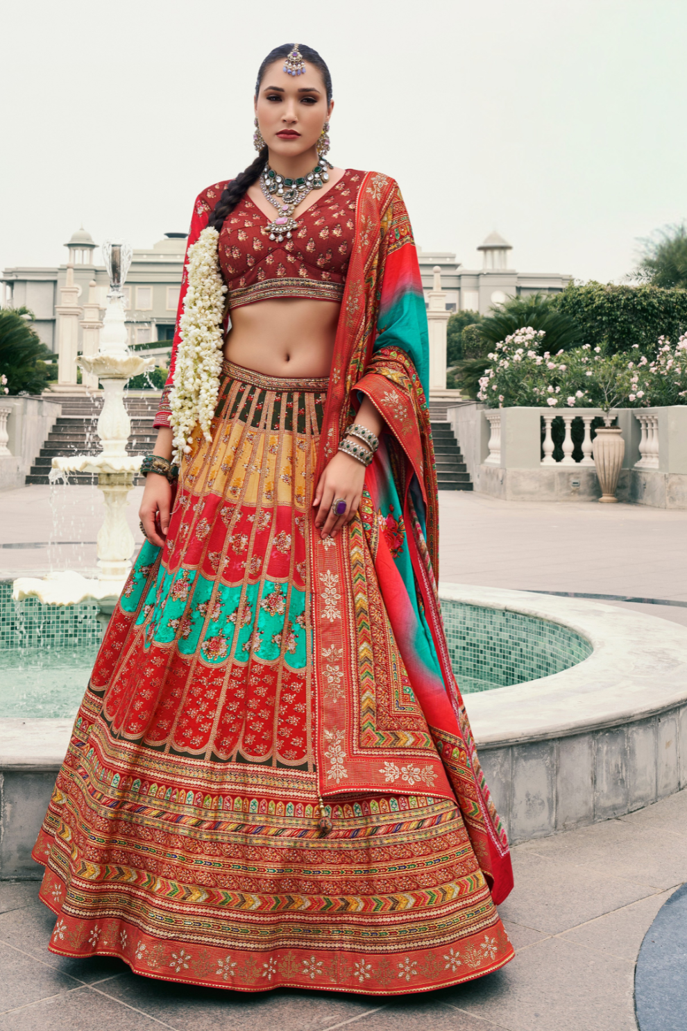 Lehenga Choli de seda de diseñador en color azul turquesa, lista para usar, con brillo y detalles de espejo