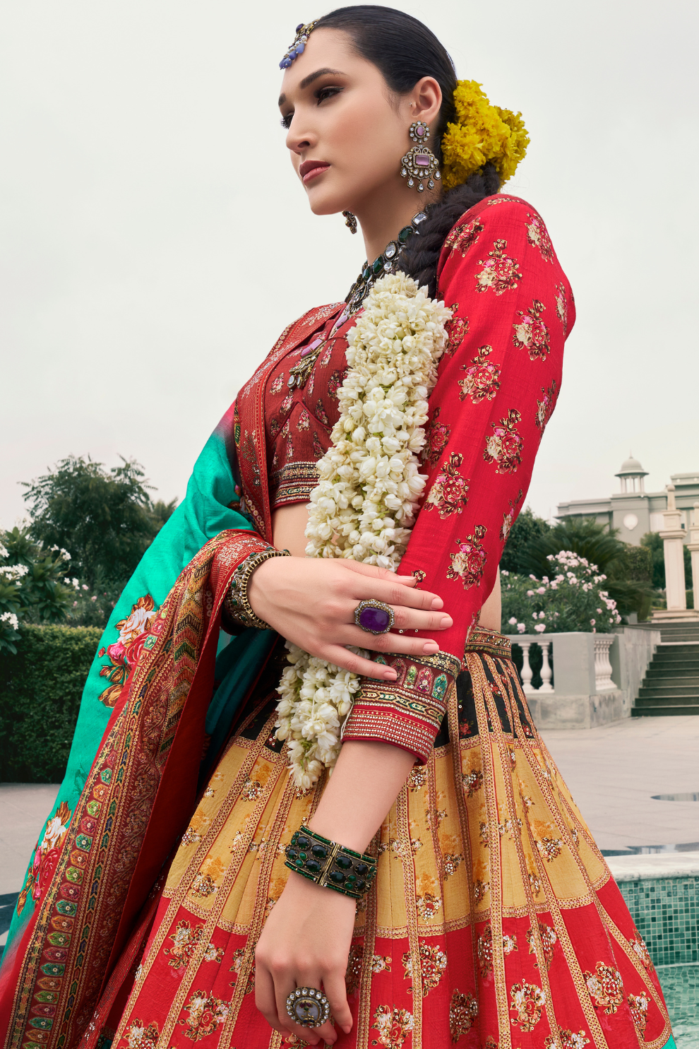 Lehenga Choli de seda de diseñador en color azul turquesa, lista para usar, con brillo y detalles de espejo