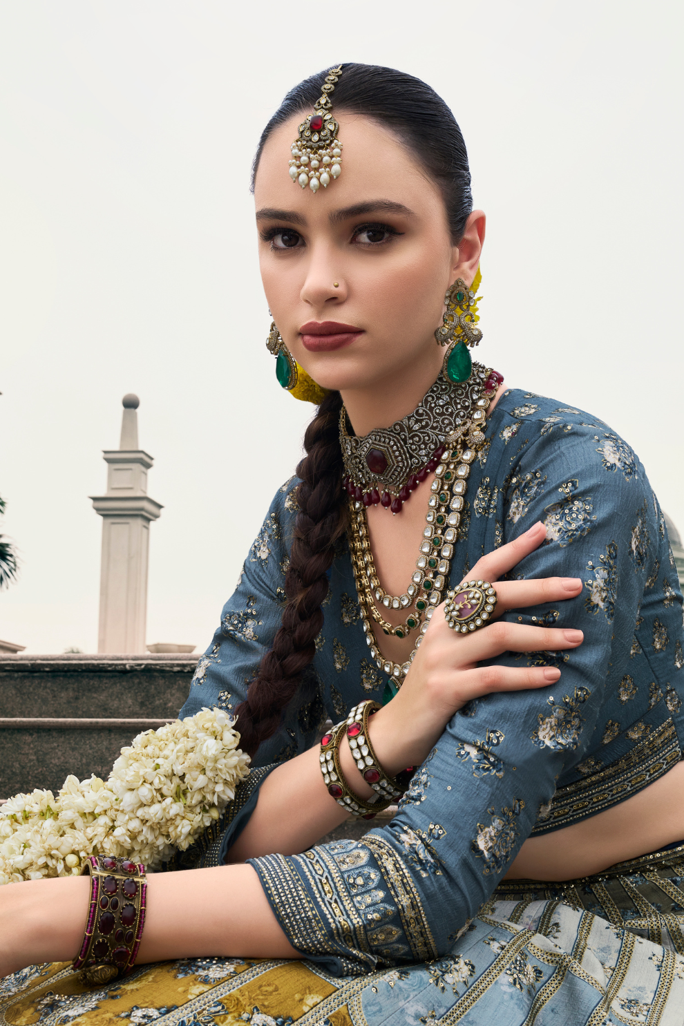 Lehenga Choli de seda de diseñador en color azul turquesa, lista para usar, con brillo y detalles de espejo