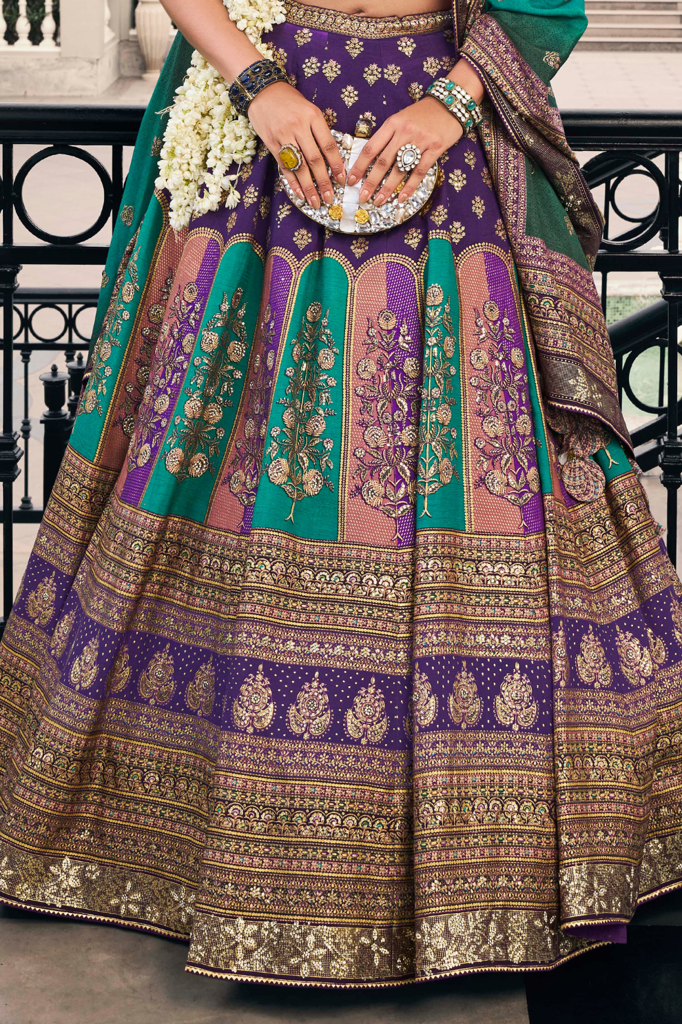 Lehenga Choli de seda de diseñador en color azul turquesa, lista para usar, con brillo y detalles de espejo