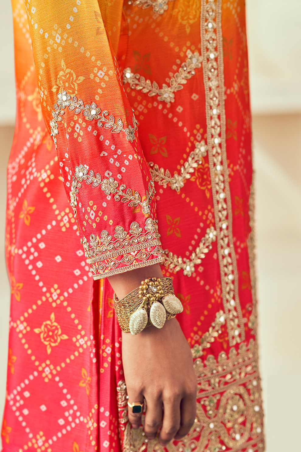 Lehenga Choli de seda de diseñador en color azul turquesa, lista para usar, con brillo y detalles de espejo