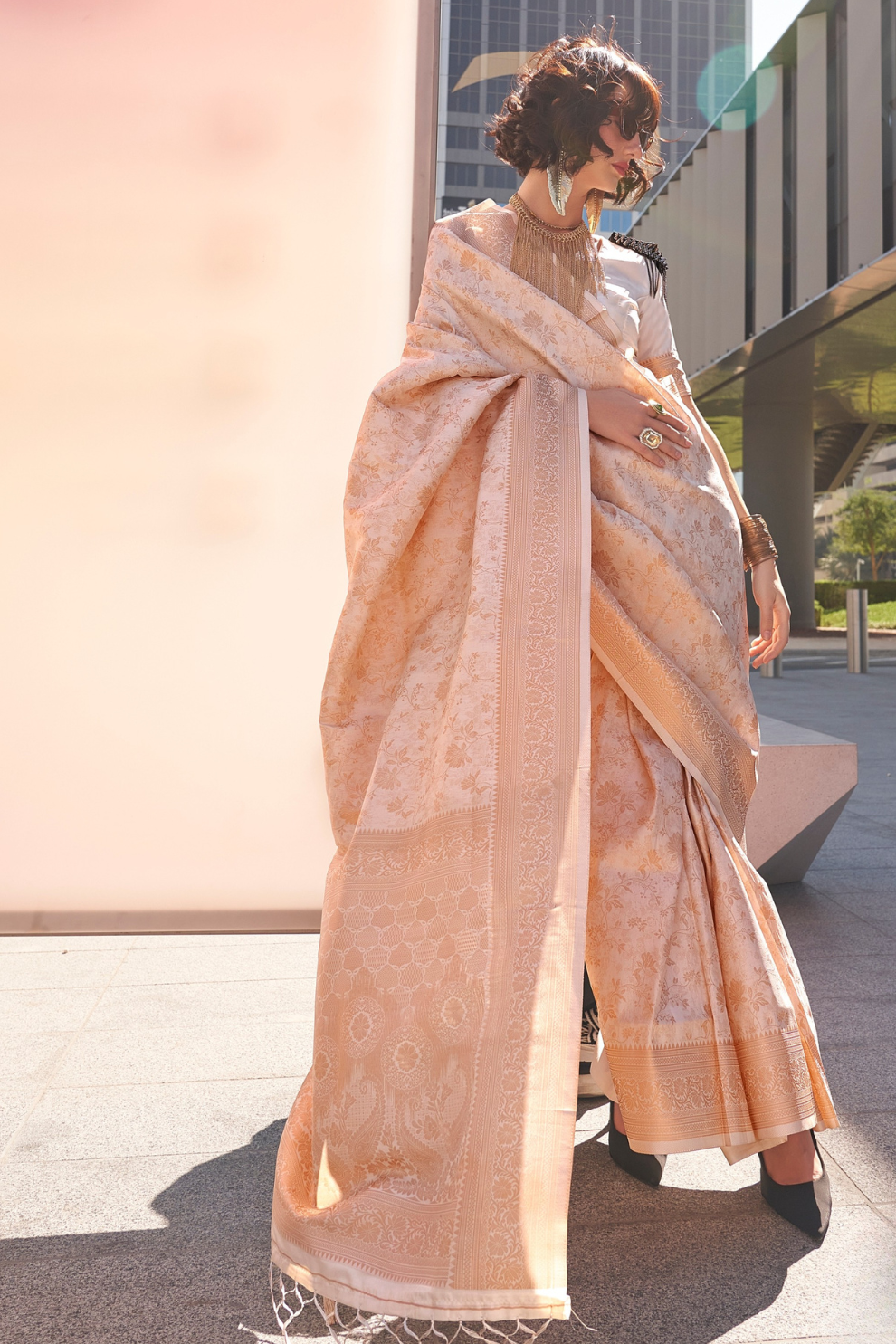 Floral Woven Zari Silk Banarasi Saree