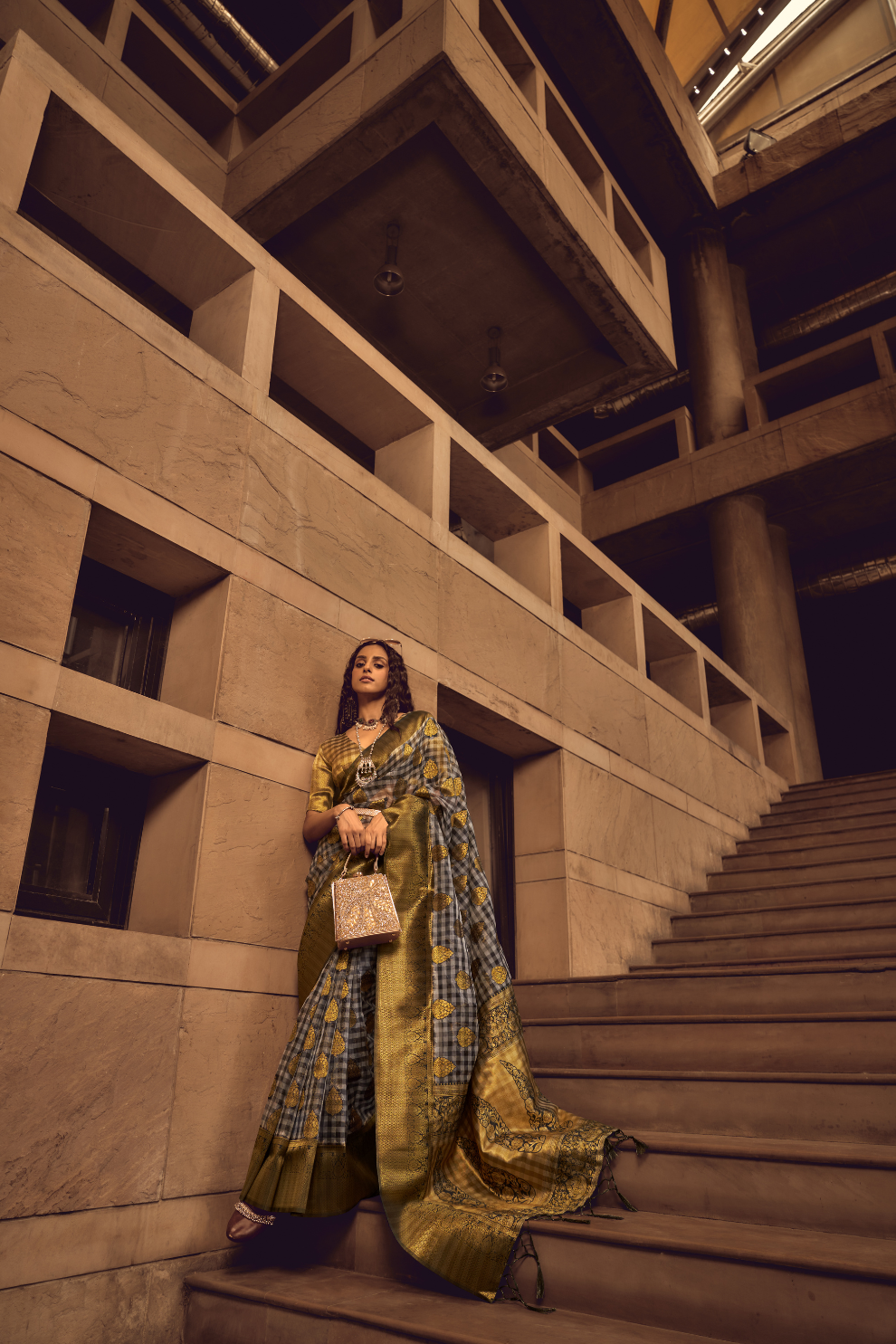 Eternal Elegance Woven in Pure Handloom Silk Heritage