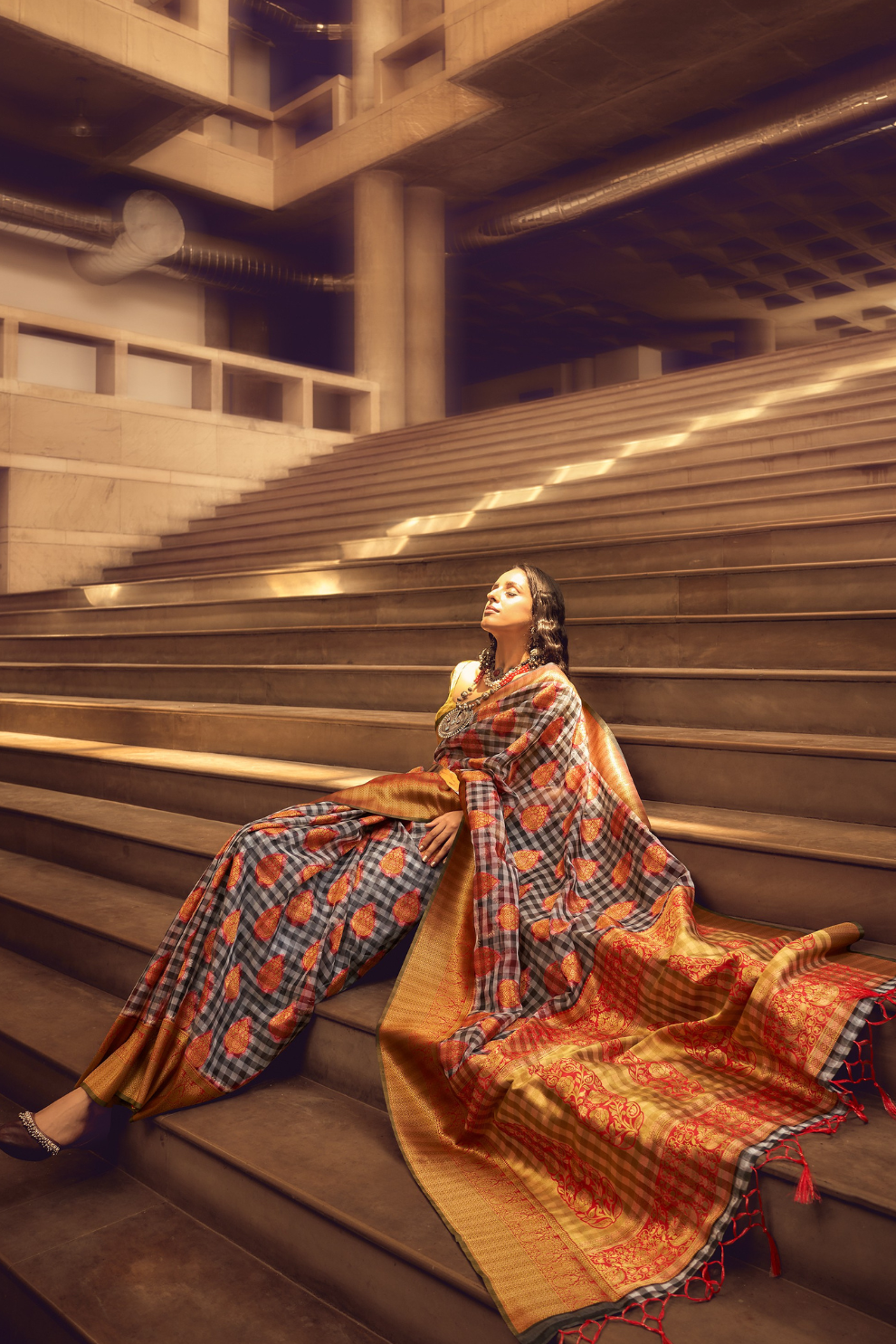 Eternal Elegance Woven in Pure Handloom Silk Heritage