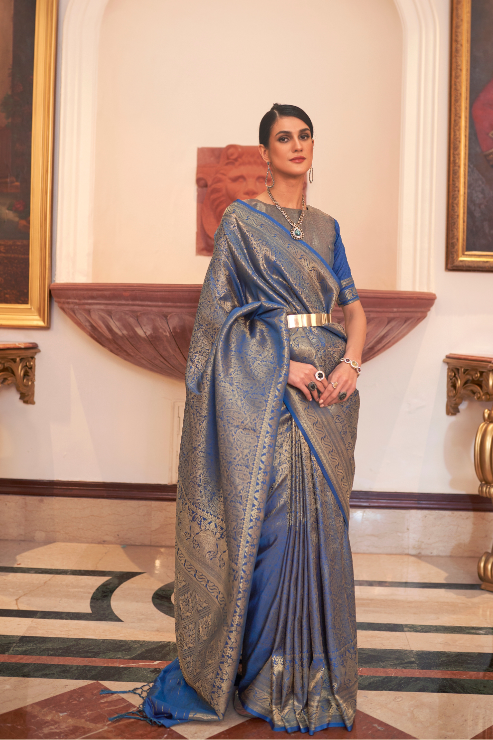 Handloom Banarasi Weaving Silk Saree with Traditional Elegance
