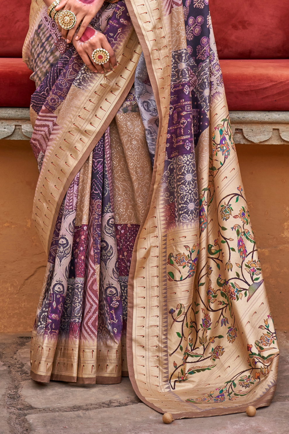Graceful Digital Print Saree in Lightweight Viscose Silk