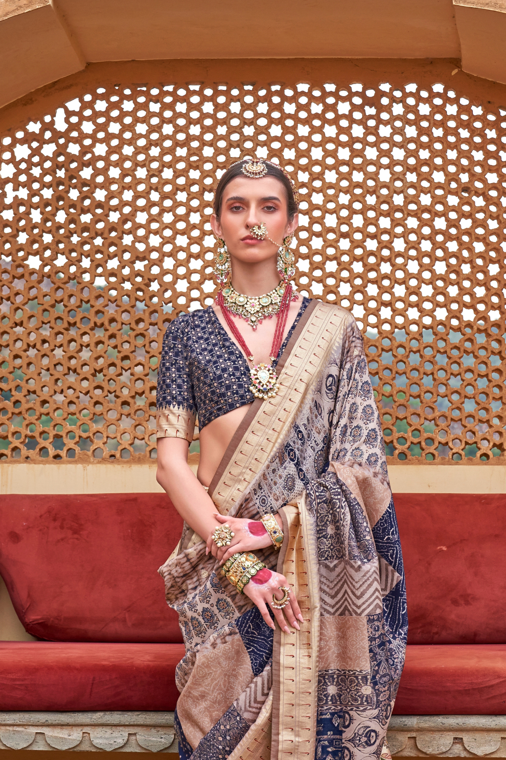 Graceful Digital Print Saree in Lightweight Viscose Silk
