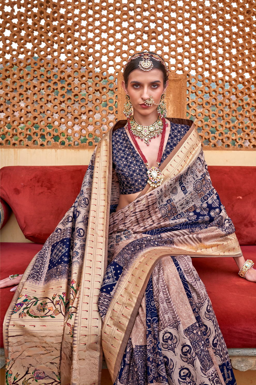 Graceful Digital Print Saree in Lightweight Viscose Silk