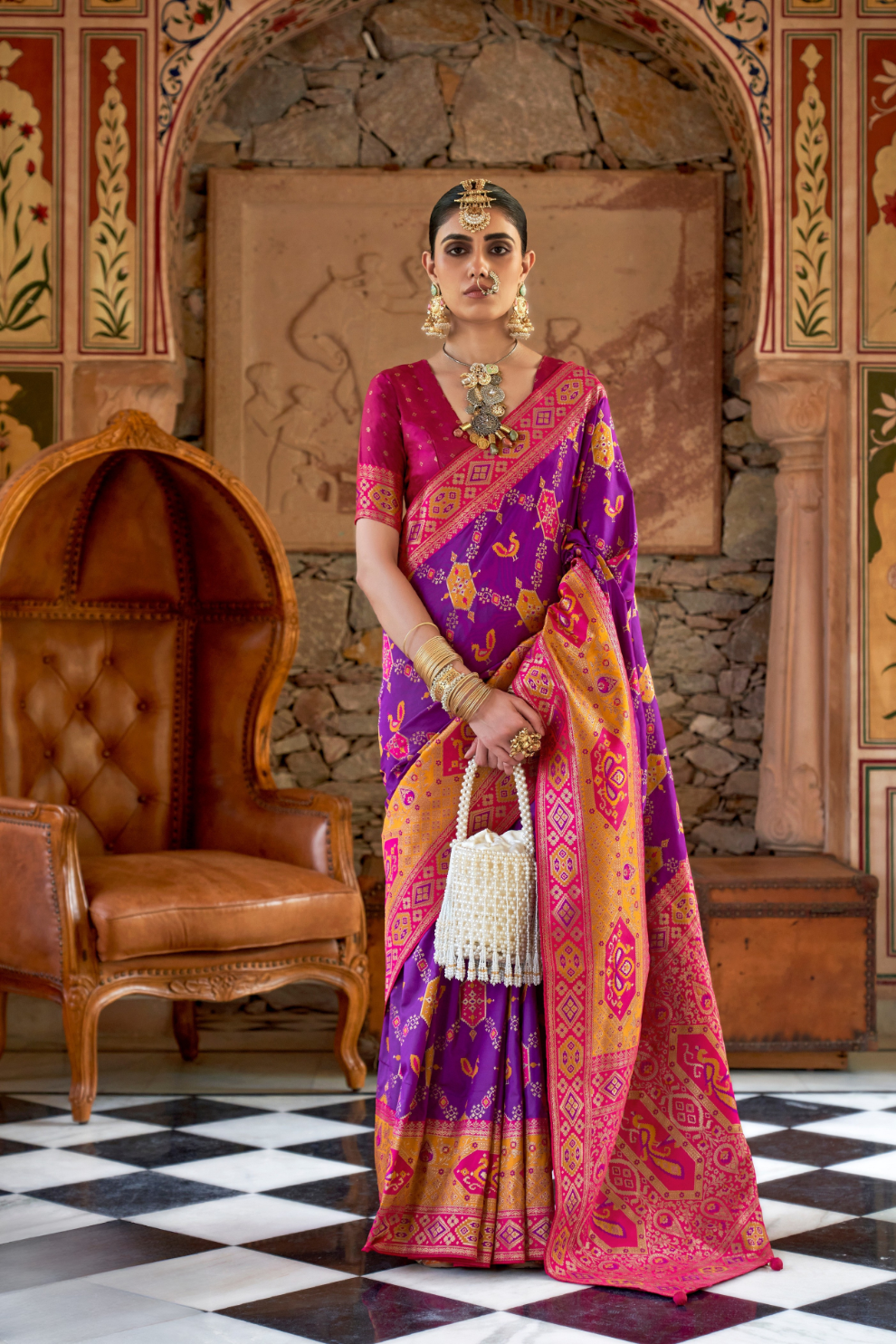 Graceful Silk Saree with Timeless Printed Art Design