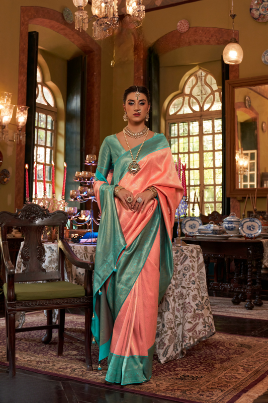 Graceful Kanjeevaram Silk Blend Saree with Motif Work