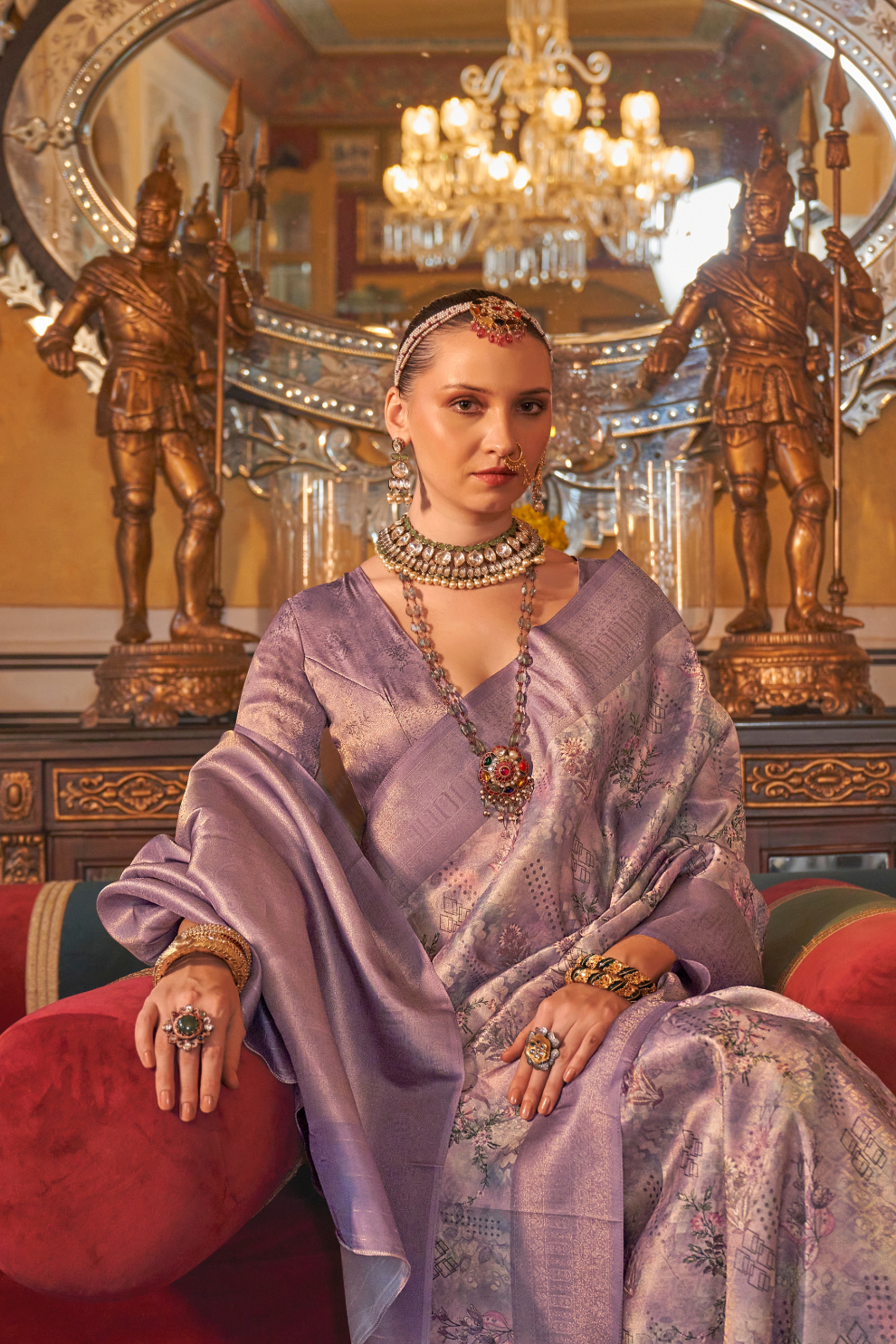 Traditional Woven Silk Blend Saree in Kanjivaram Design