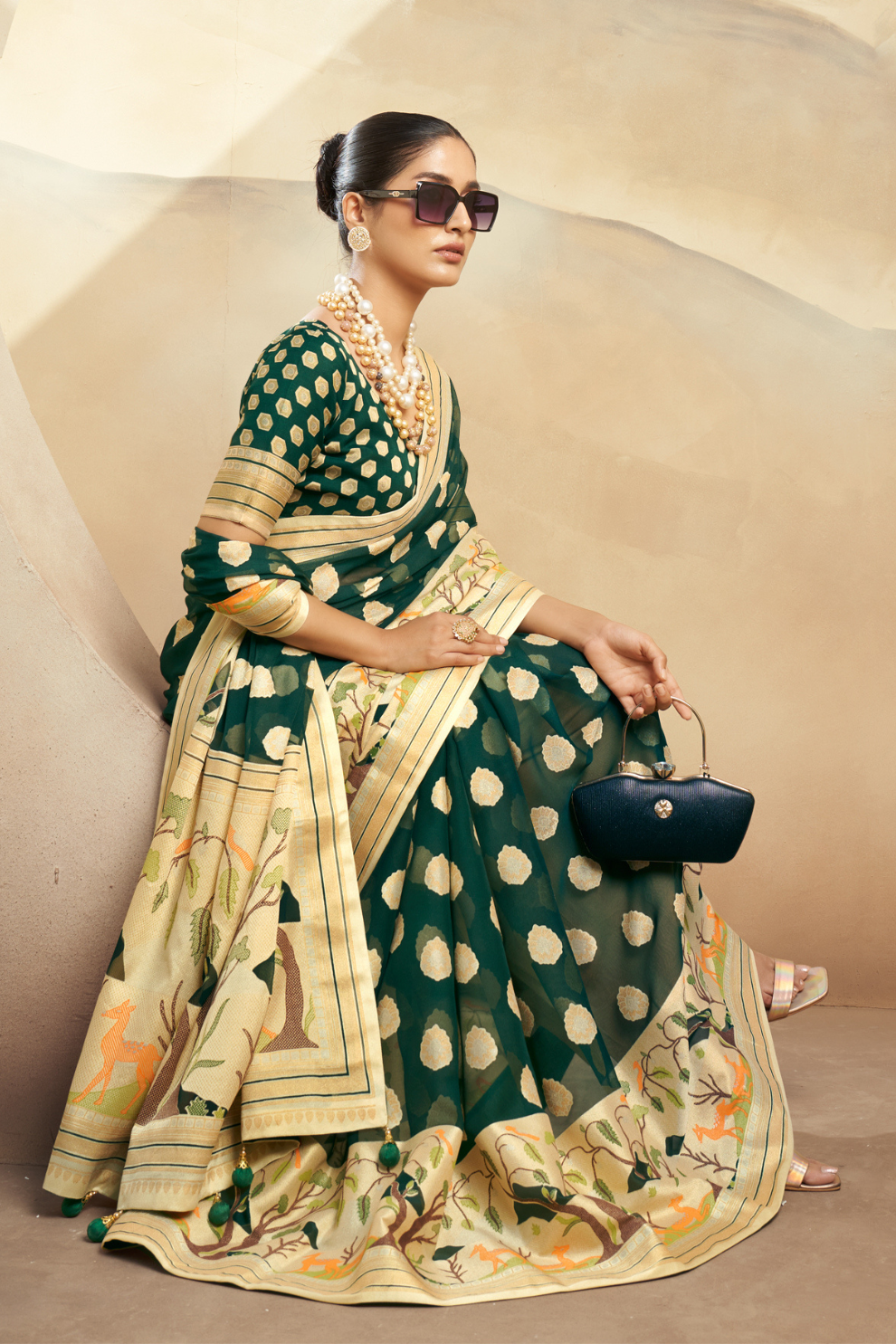 Georgette Saree with Artistic Burnout Butti for Occasions