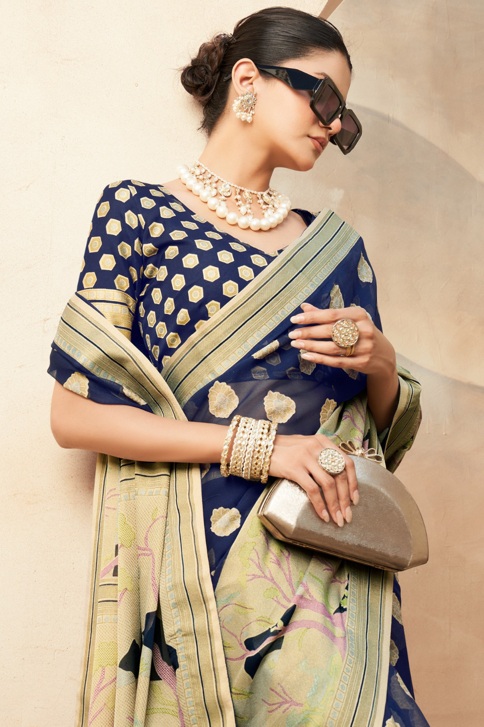 Georgette Saree with Artistic Burnout Butti for Occasions