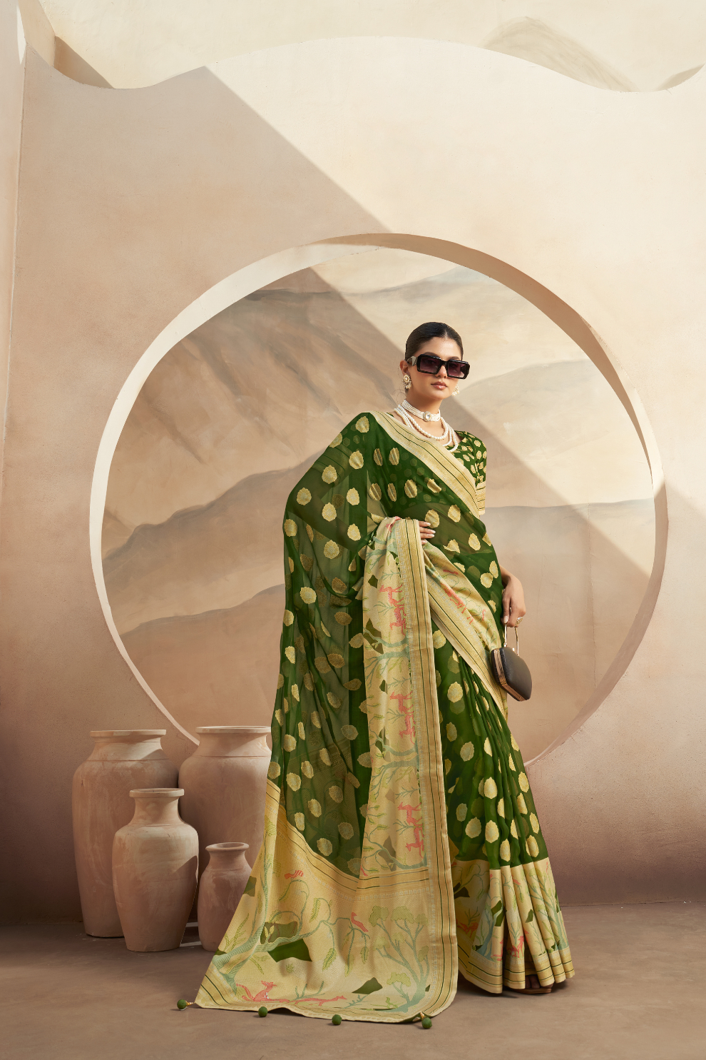 Georgette Saree with Artistic Burnout Butti for Occasions